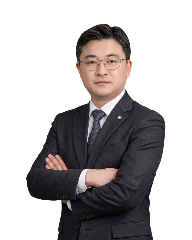 대표 변호사 김주영